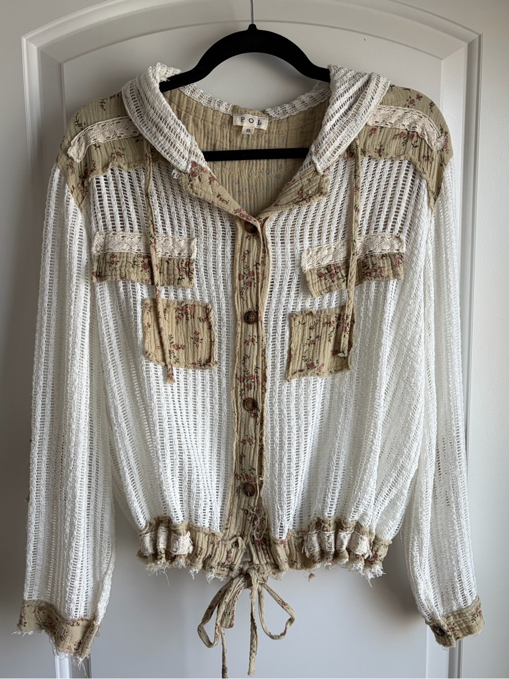 POL White Open Knit Floral Patchwork Hooded Boho Jacket Top Size Small Like New